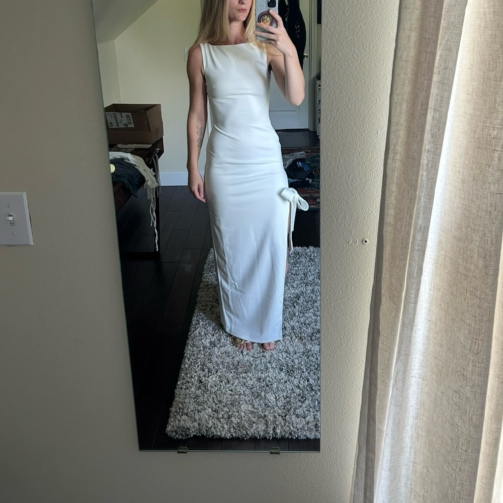 White Sleeveless Maxi Dress